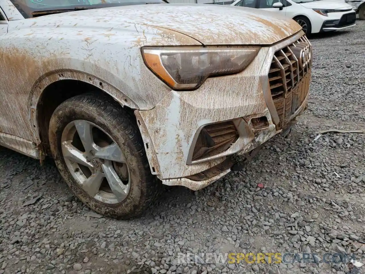 9 Photograph of a damaged car WA1AECF34L1104962 AUDI Q3 2020