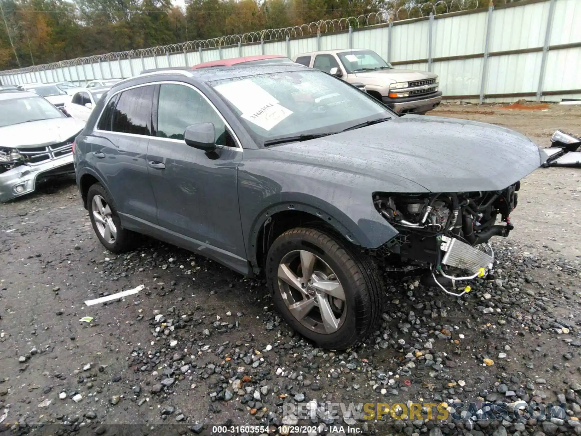 1 Фотография поврежденного автомобиля WA1AECF34L1113127 AUDI Q3 2020