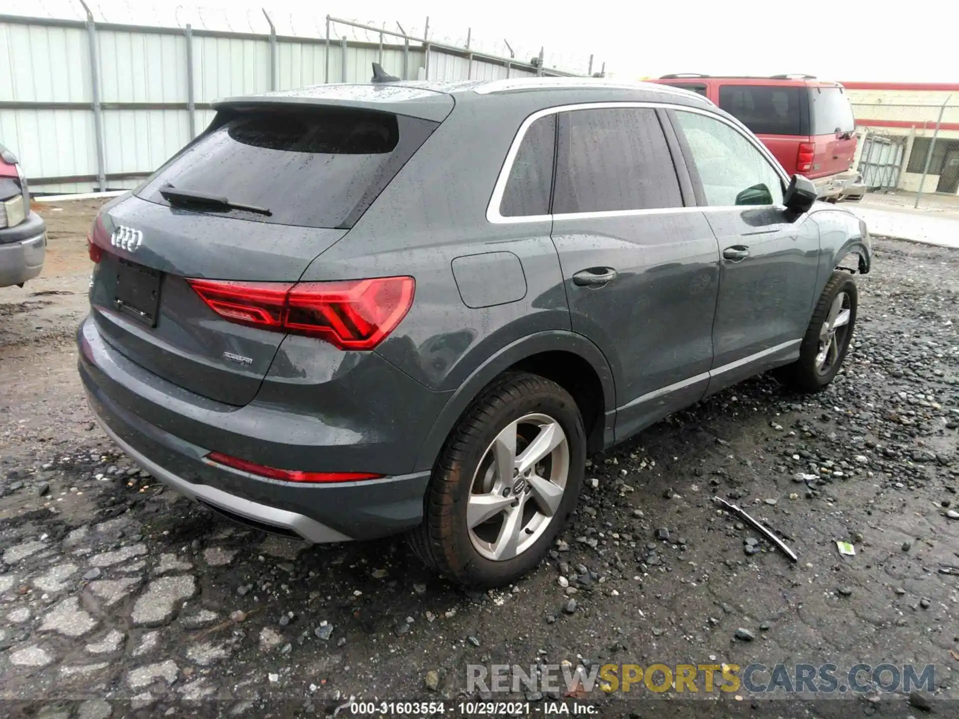 4 Фотография поврежденного автомобиля WA1AECF34L1113127 AUDI Q3 2020