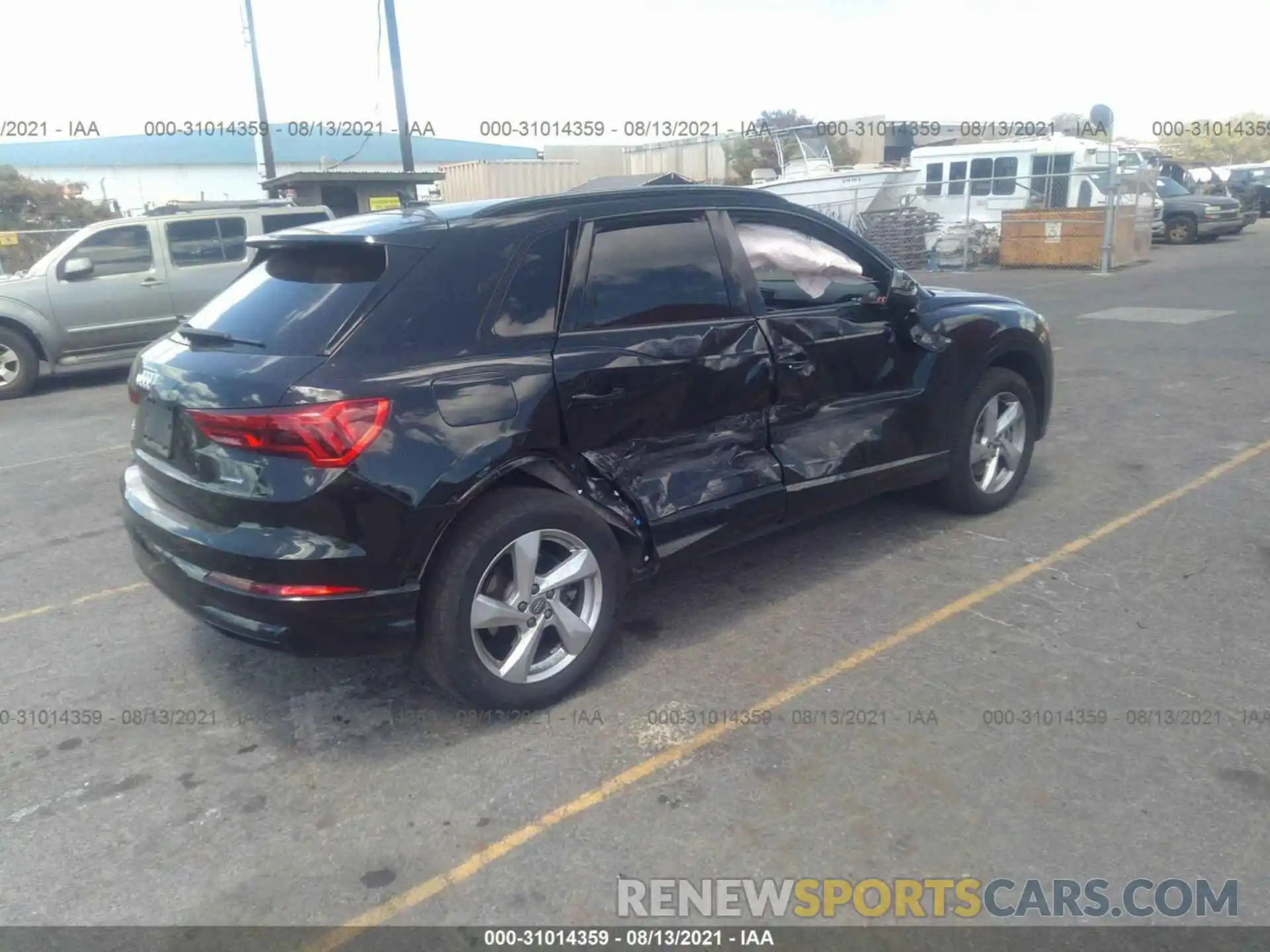 4 Photograph of a damaged car WA1AECF35L1019547 AUDI Q3 2020