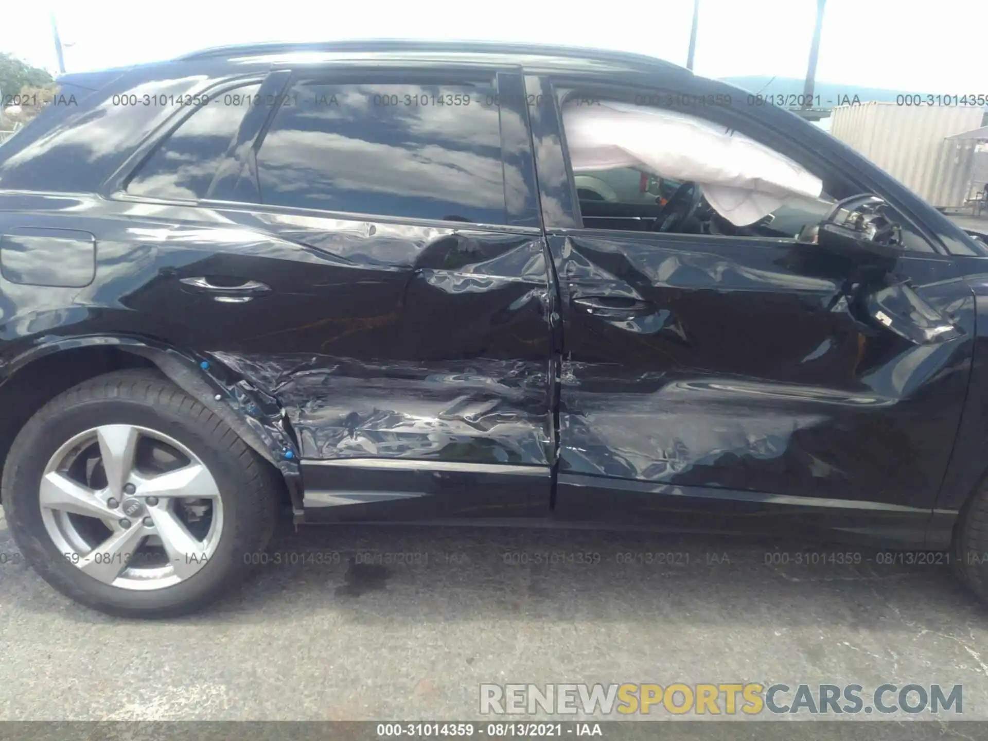 6 Photograph of a damaged car WA1AECF35L1019547 AUDI Q3 2020