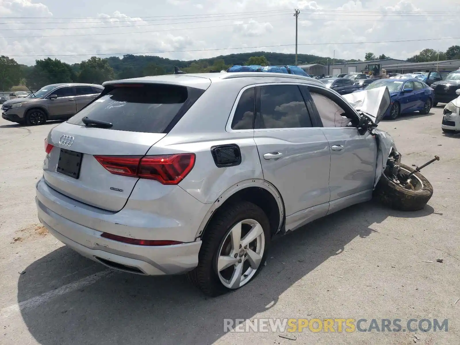 4 Фотография поврежденного автомобиля WA1AECF35L1024392 AUDI Q3 2020