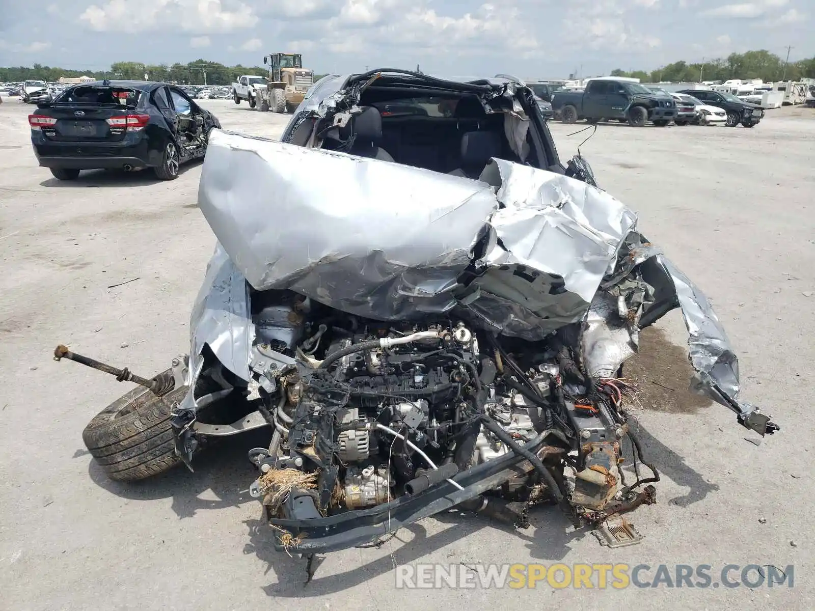 9 Photograph of a damaged car WA1AECF35L1024392 AUDI Q3 2020