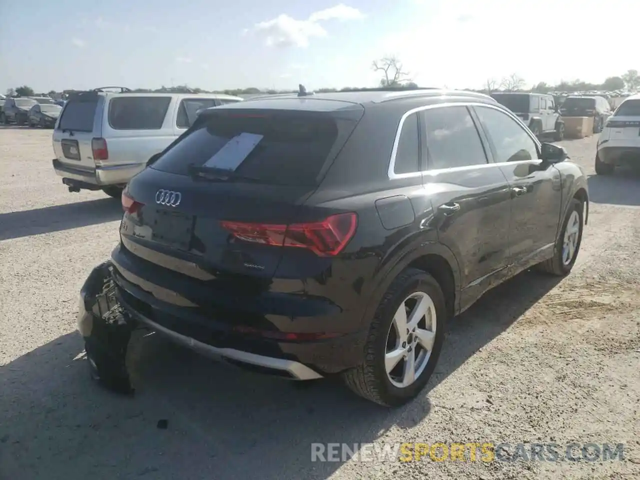 4 Фотография поврежденного автомобиля WA1AECF35L1024585 AUDI Q3 2020