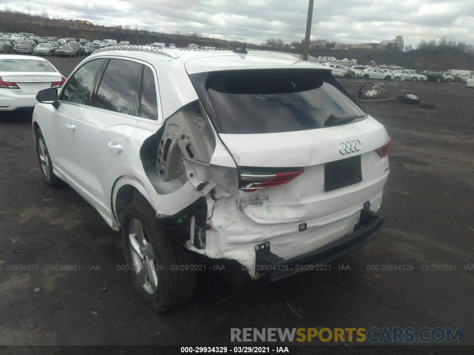 6 Photograph of a damaged car WA1AECF35L1027695 AUDI Q3 2020