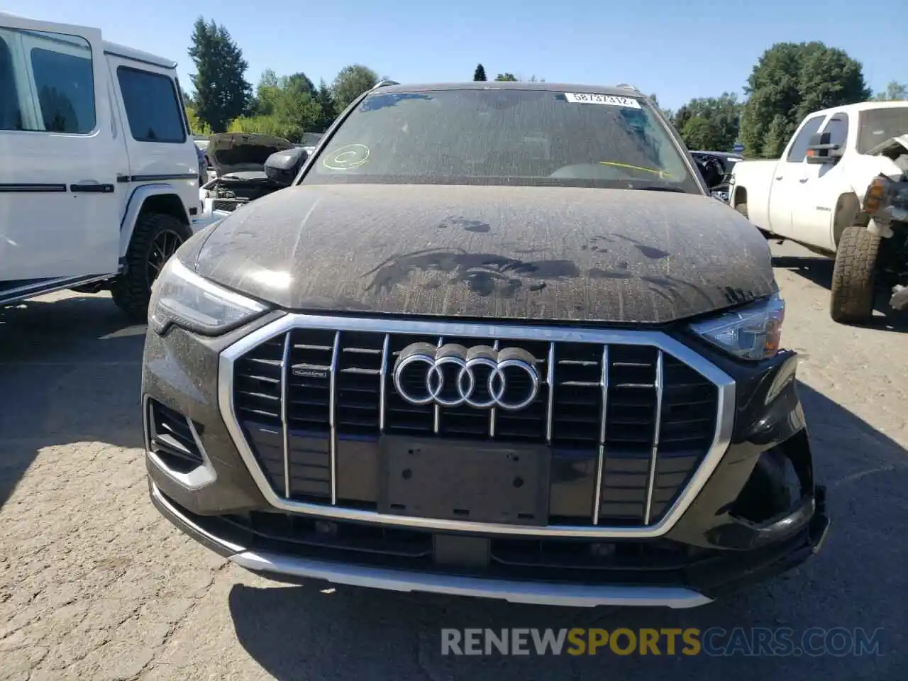 10 Photograph of a damaged car WA1AECF35L1035361 AUDI Q3 2020