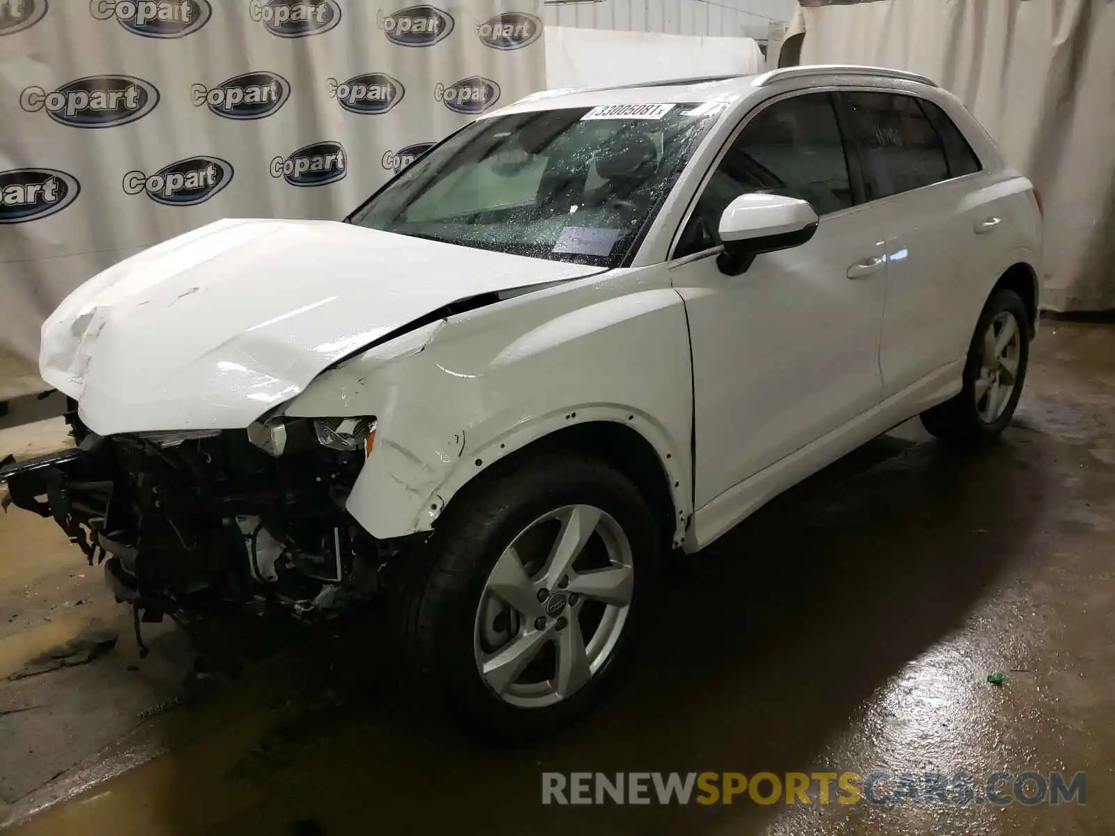 2 Photograph of a damaged car WA1AECF35L1038678 AUDI Q3 2020