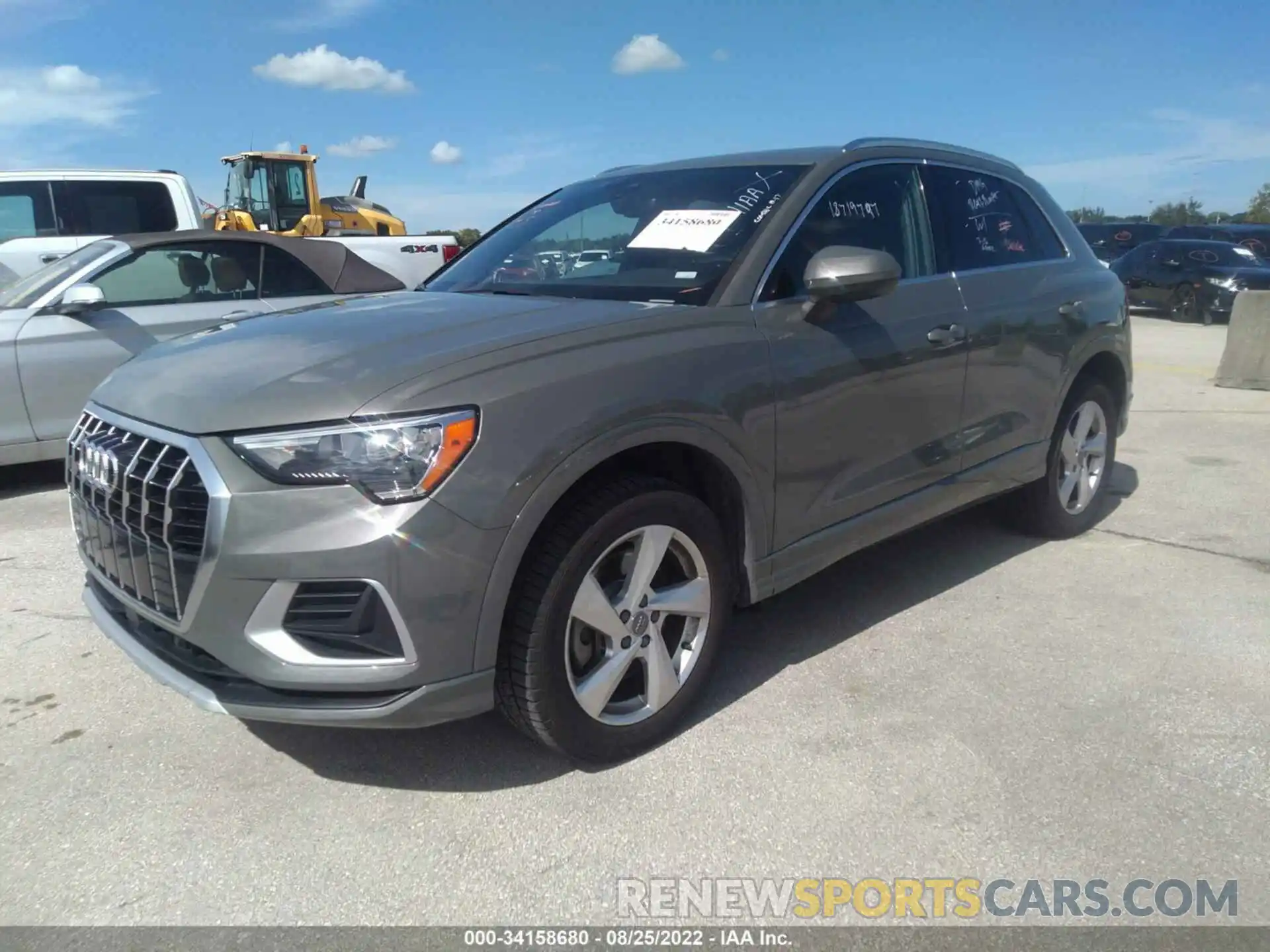 2 Photograph of a damaged car WA1AECF35L1059188 AUDI Q3 2020