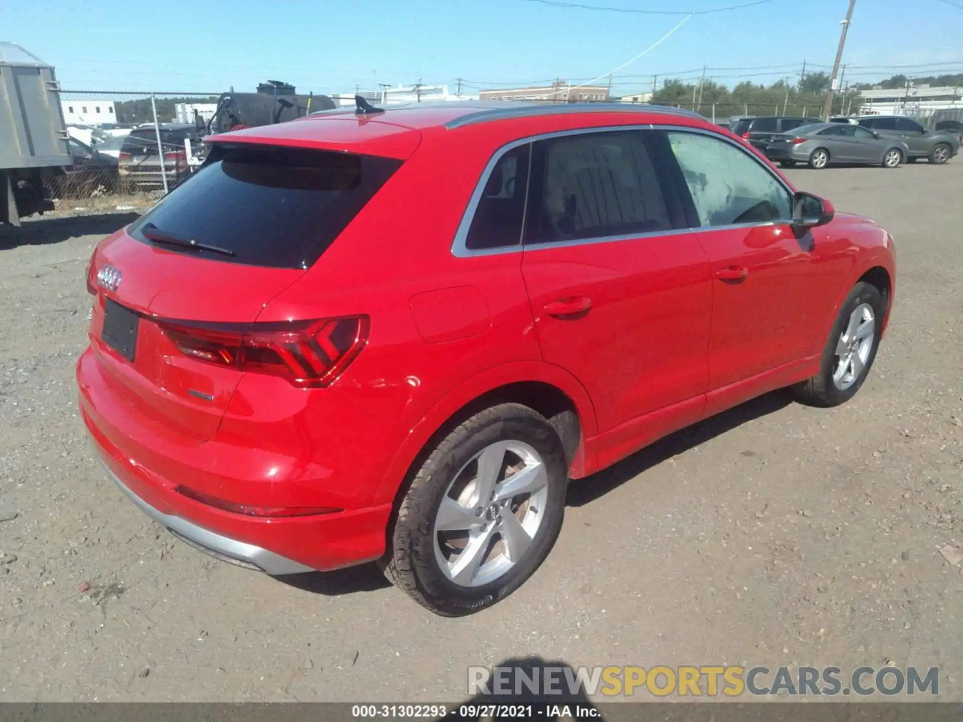 4 Фотография поврежденного автомобиля WA1AECF35L1080672 AUDI Q3 2020