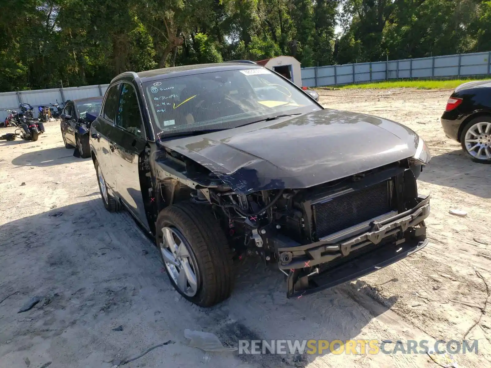 1 Photograph of a damaged car WA1AECF35L1084768 AUDI Q3 2020