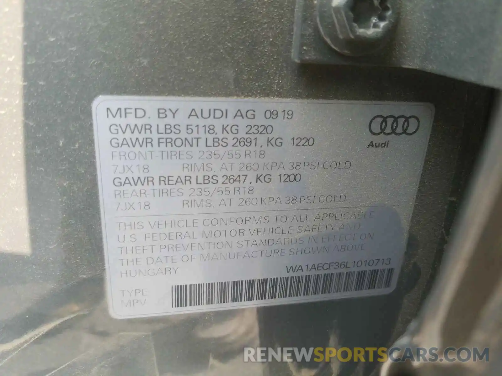 10 Photograph of a damaged car WA1AECF36L1010713 AUDI Q3 2020