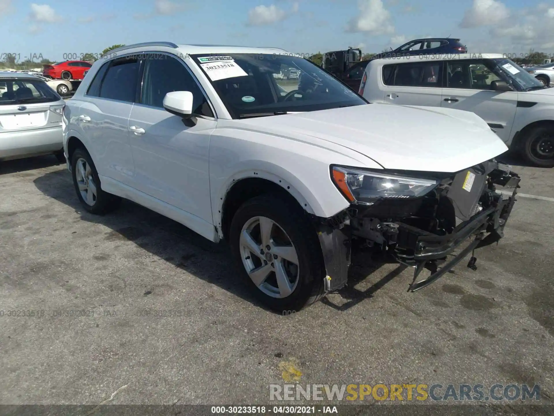 1 Photograph of a damaged car WA1AECF36L1030895 AUDI Q3 2020