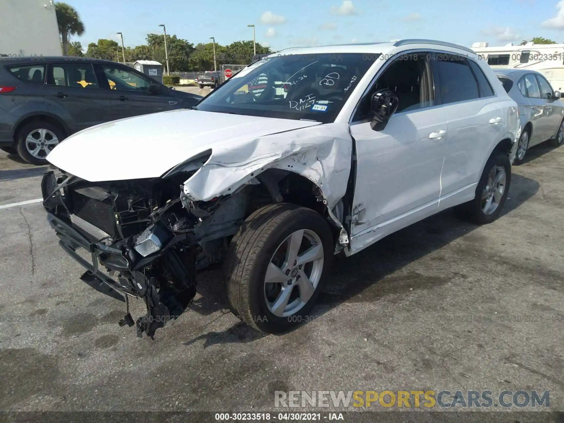 2 Photograph of a damaged car WA1AECF36L1030895 AUDI Q3 2020