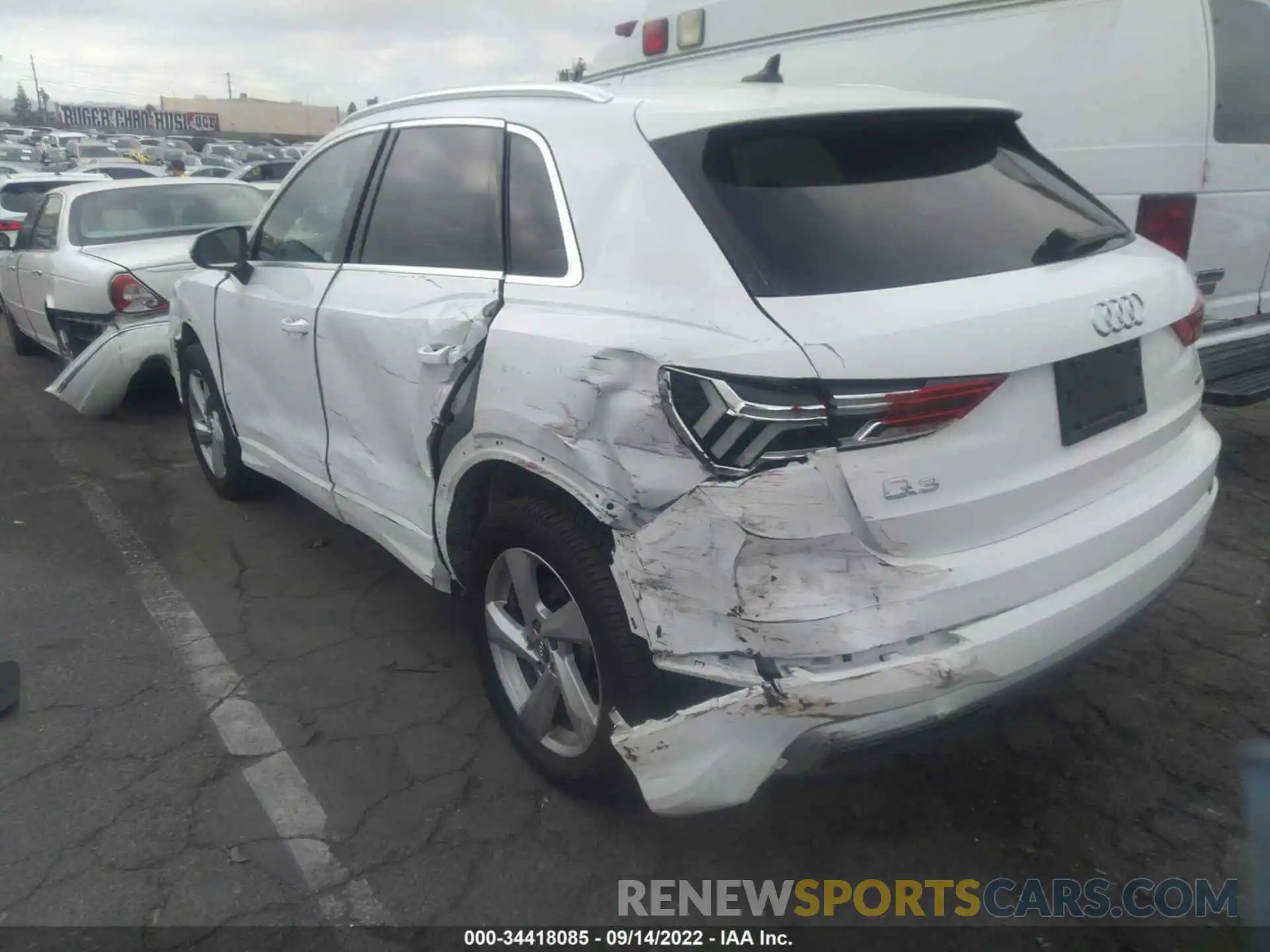 3 Photograph of a damaged car WA1AECF36L1032047 AUDI Q3 2020