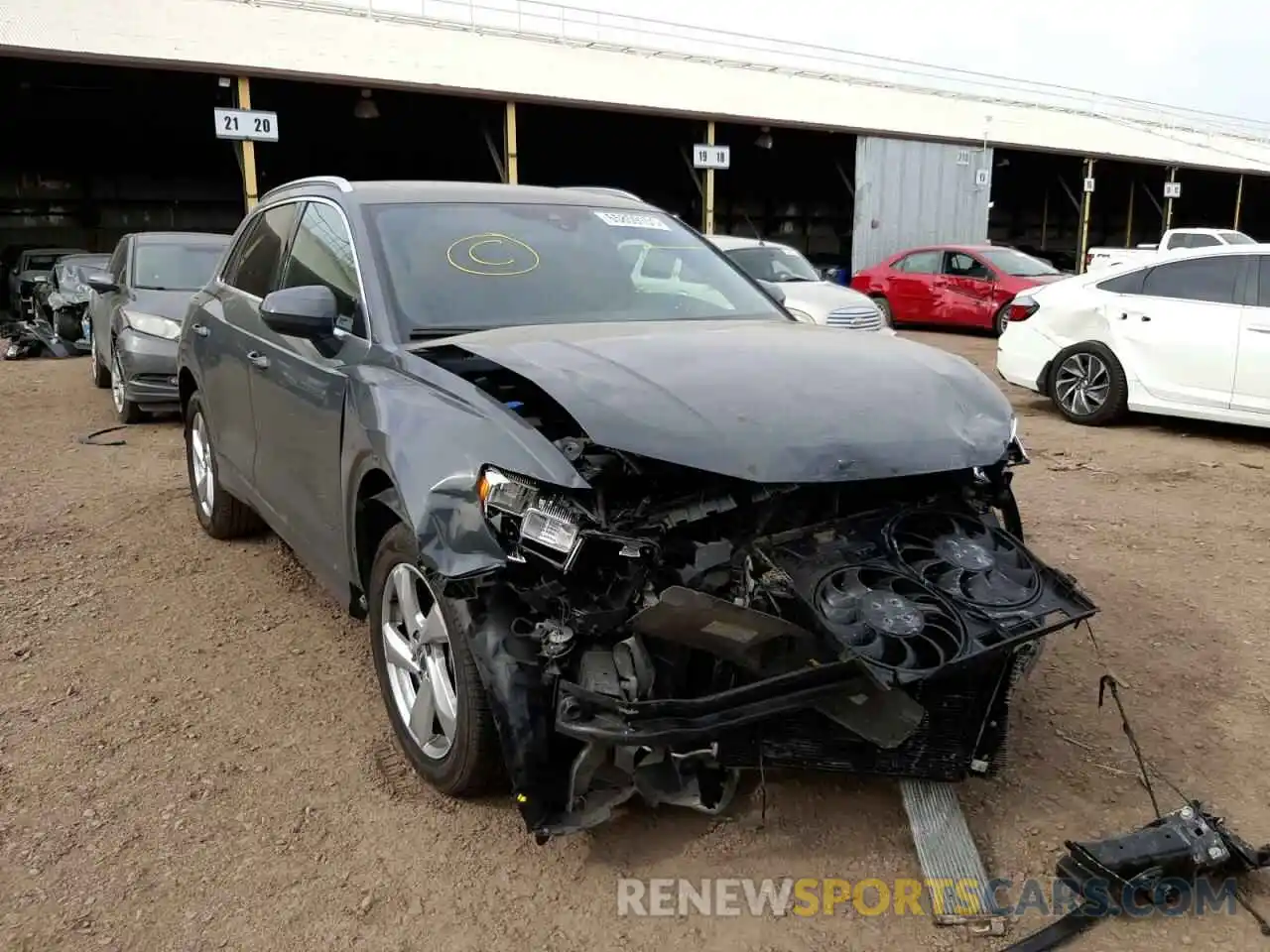 1 Photograph of a damaged car WA1AECF36L1034039 AUDI Q3 2020