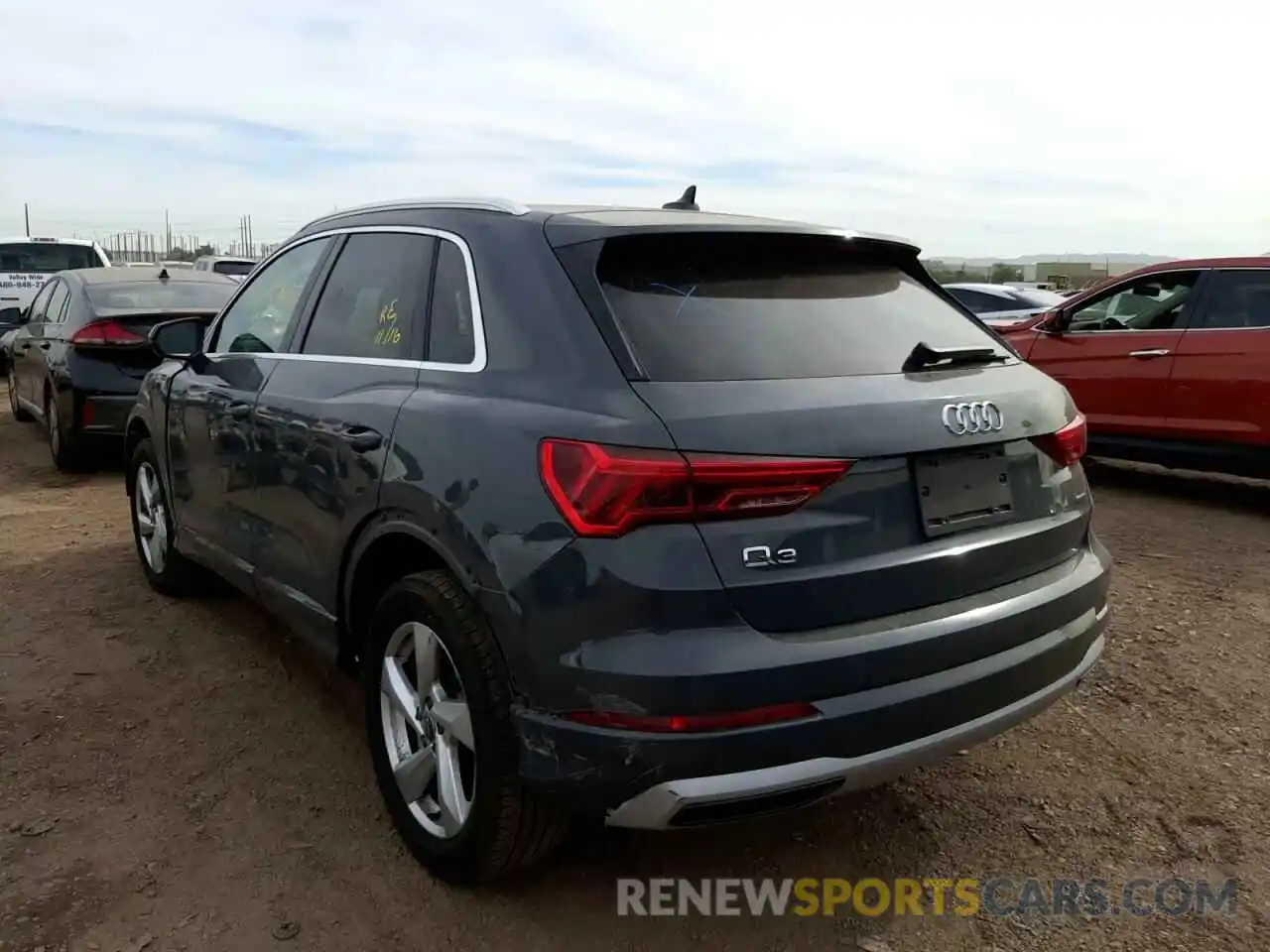 3 Photograph of a damaged car WA1AECF36L1034039 AUDI Q3 2020