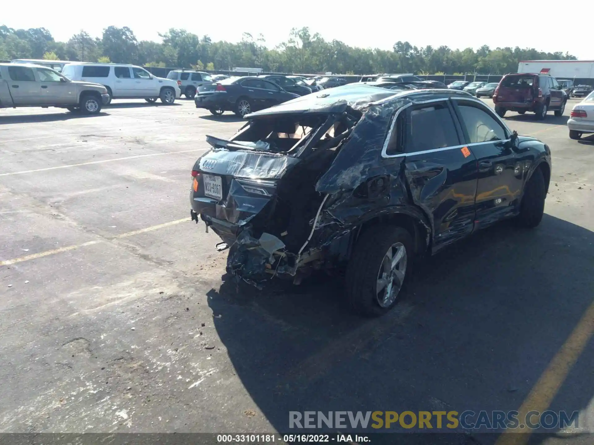 4 Photograph of a damaged car WA1AECF36L1116269 AUDI Q3 2020