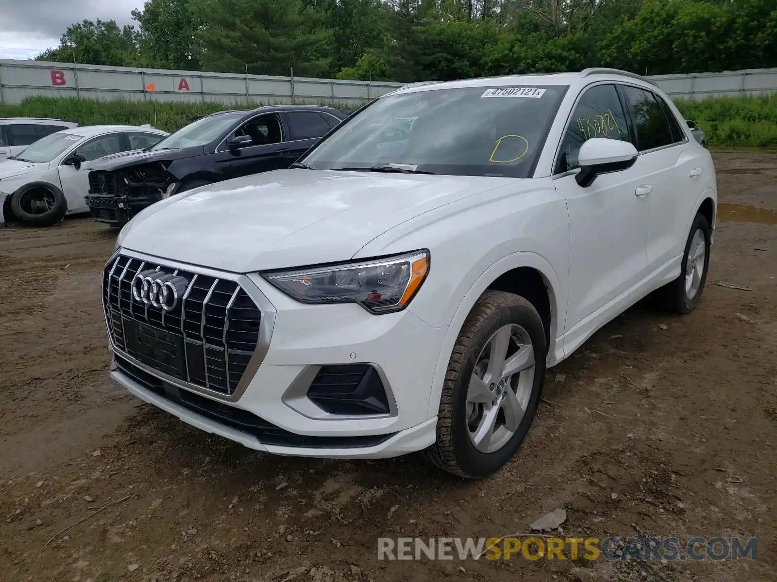 2 Photograph of a damaged car WA1AECF36L1117082 AUDI Q3 2020