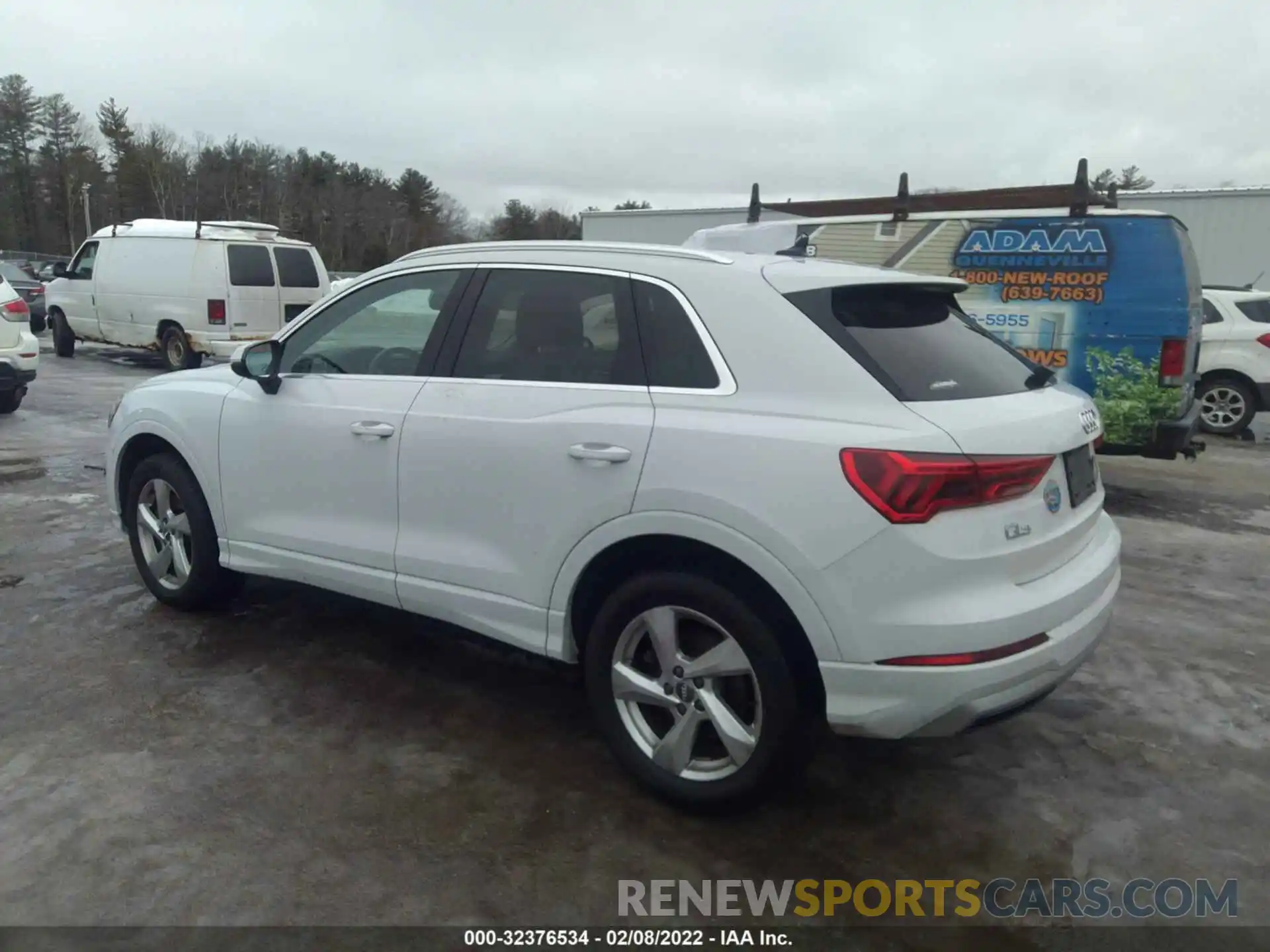 3 Photograph of a damaged car WA1AECF37L1024362 AUDI Q3 2020