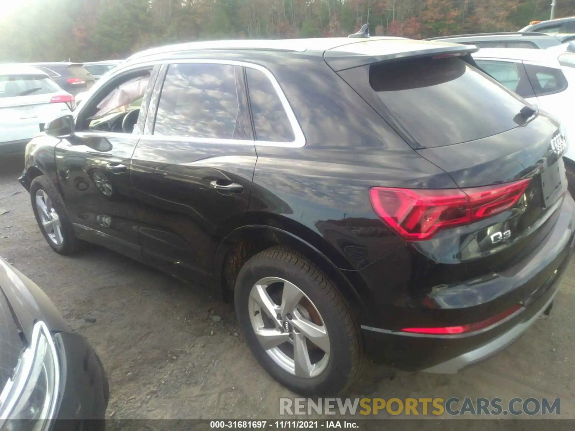 3 Photograph of a damaged car WA1AECF37L1026791 AUDI Q3 2020