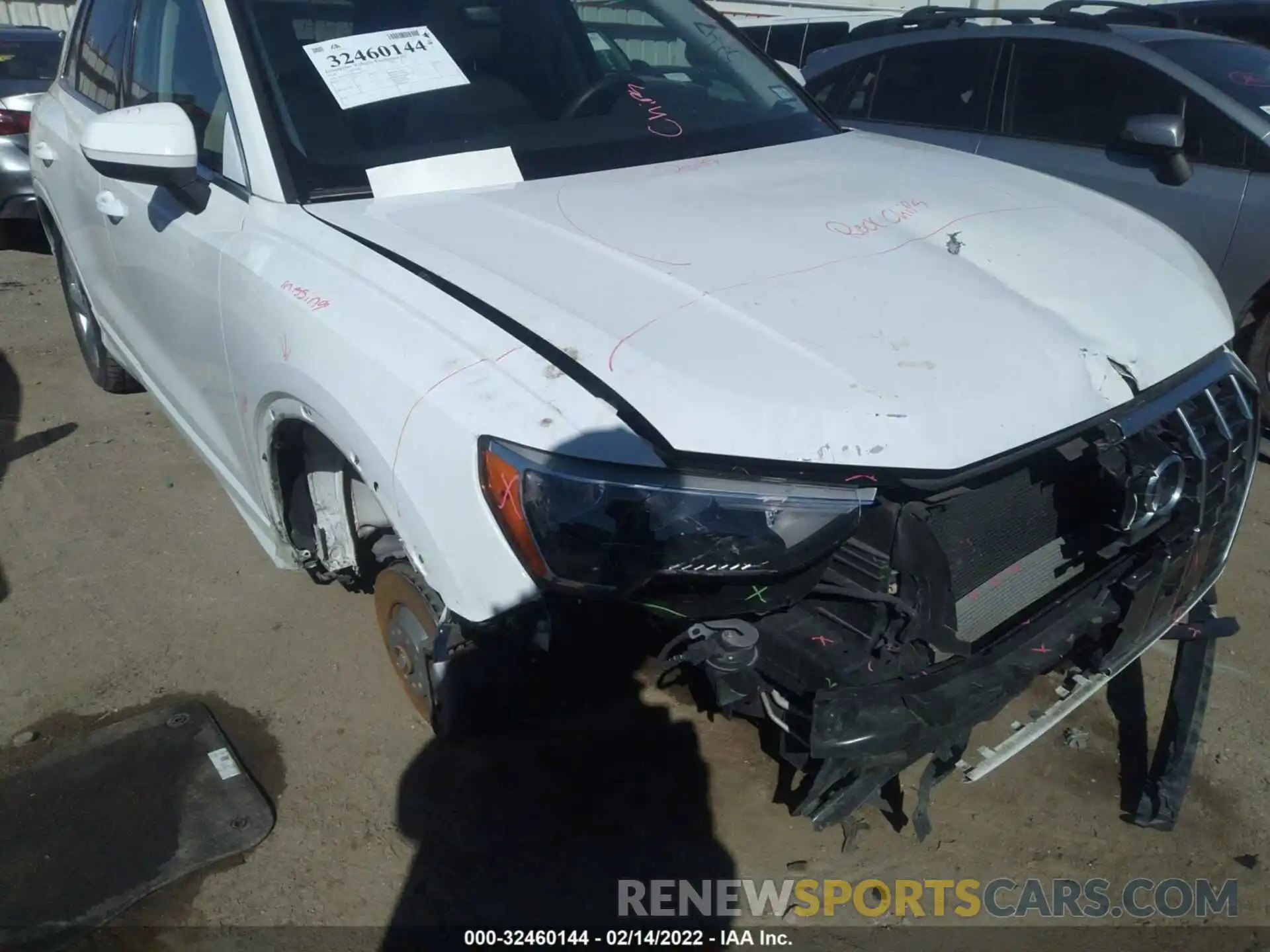 6 Photograph of a damaged car WA1AECF37L1033353 AUDI Q3 2020