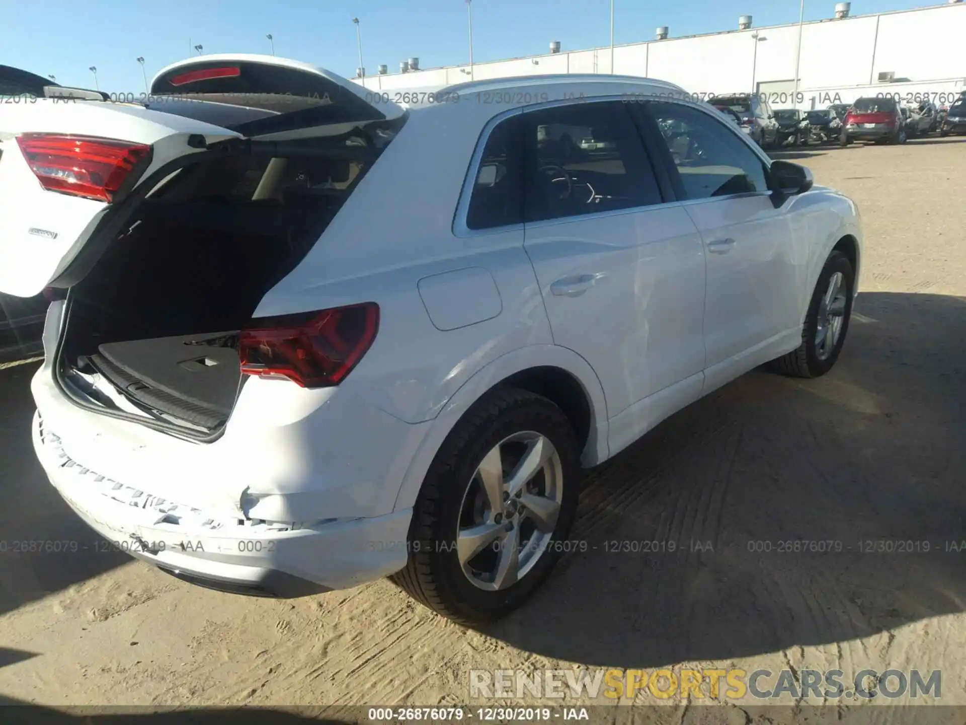 4 Фотография поврежденного автомобиля WA1AECF37L1033482 AUDI Q3 2020