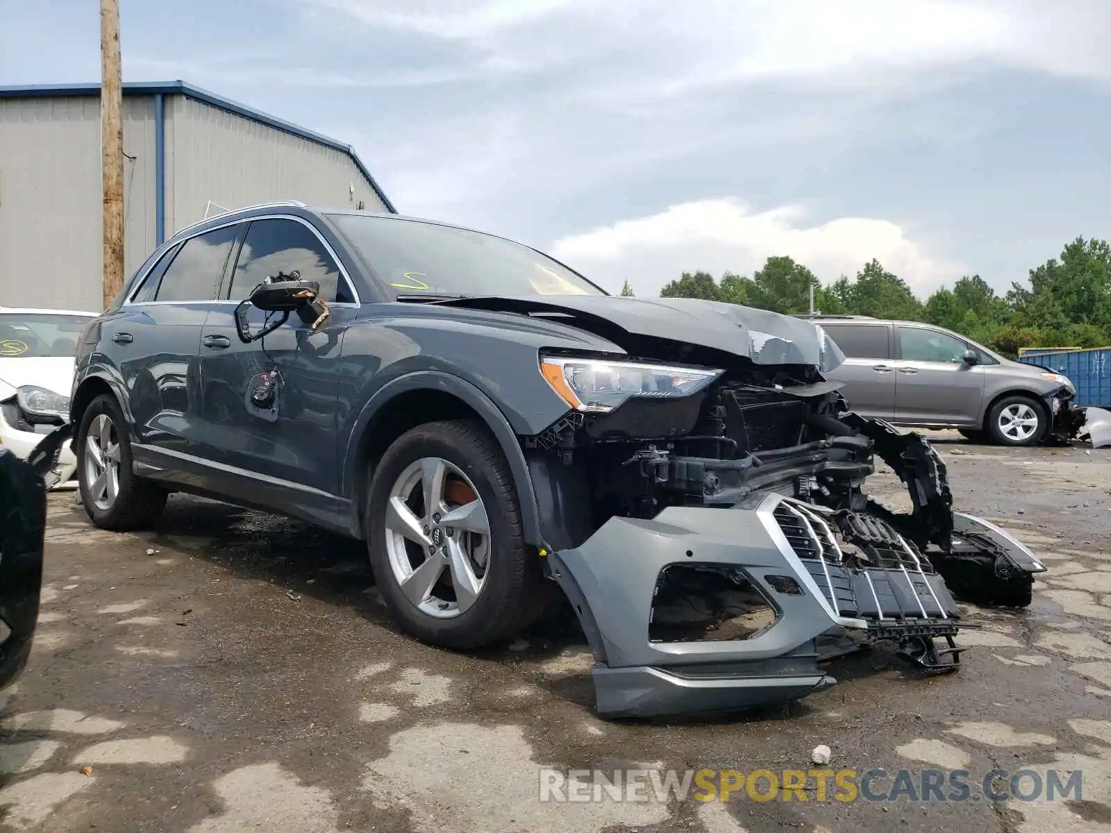 1 Photograph of a damaged car WA1AECF37L1088806 AUDI Q3 2020