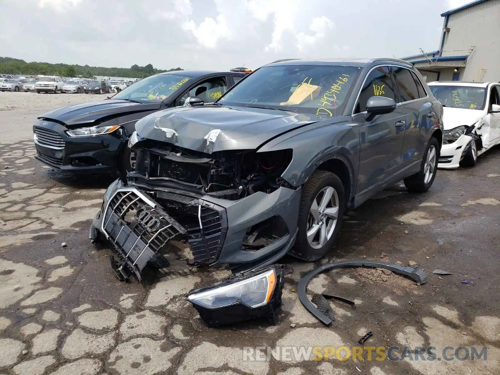 2 Photograph of a damaged car WA1AECF37L1088806 AUDI Q3 2020