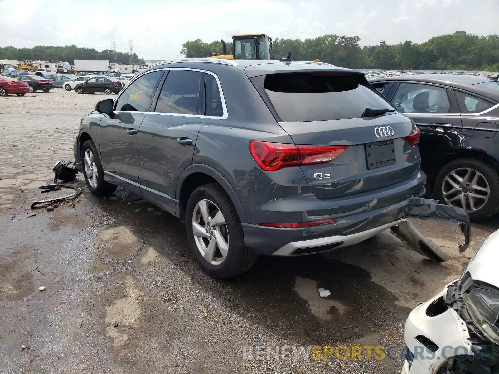 3 Photograph of a damaged car WA1AECF37L1088806 AUDI Q3 2020