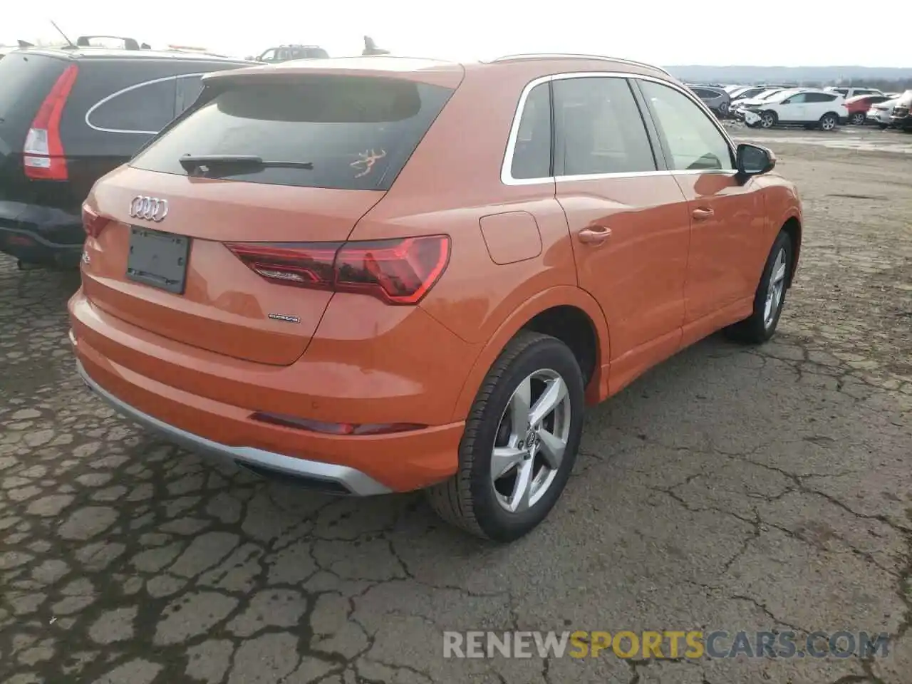 4 Photograph of a damaged car WA1AECF37L1102915 AUDI Q3 2020