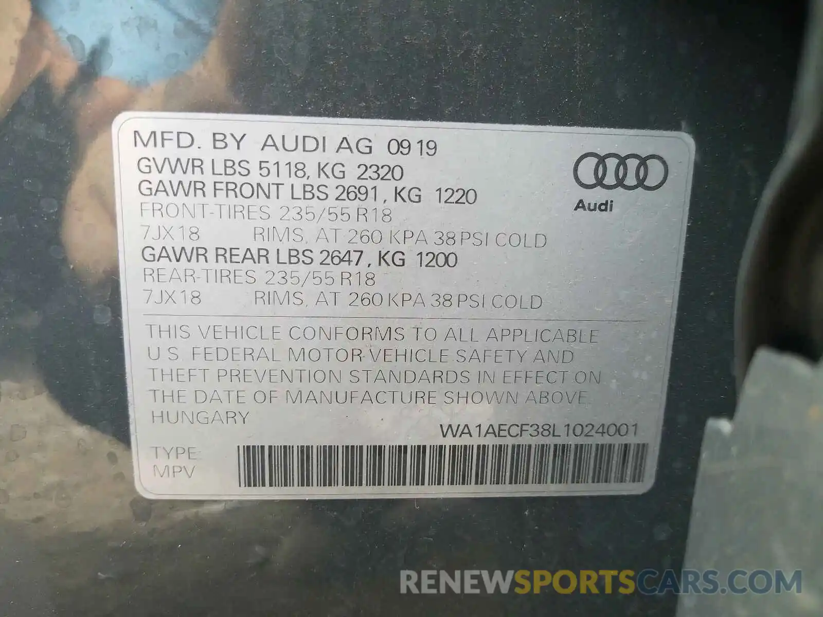 10 Photograph of a damaged car WA1AECF38L1024001 AUDI Q3 2020