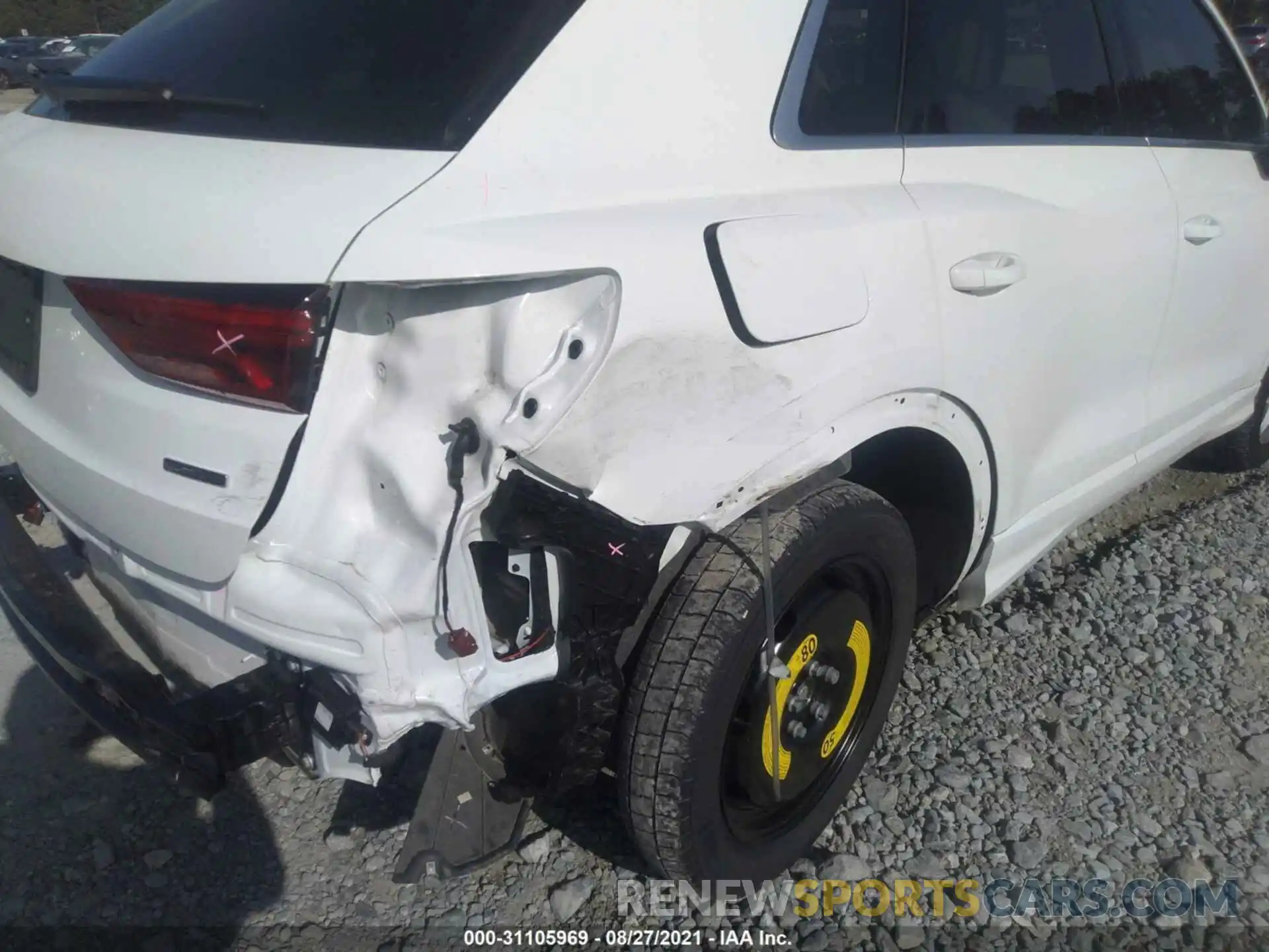 6 Photograph of a damaged car WA1AECF38L1025519 AUDI Q3 2020