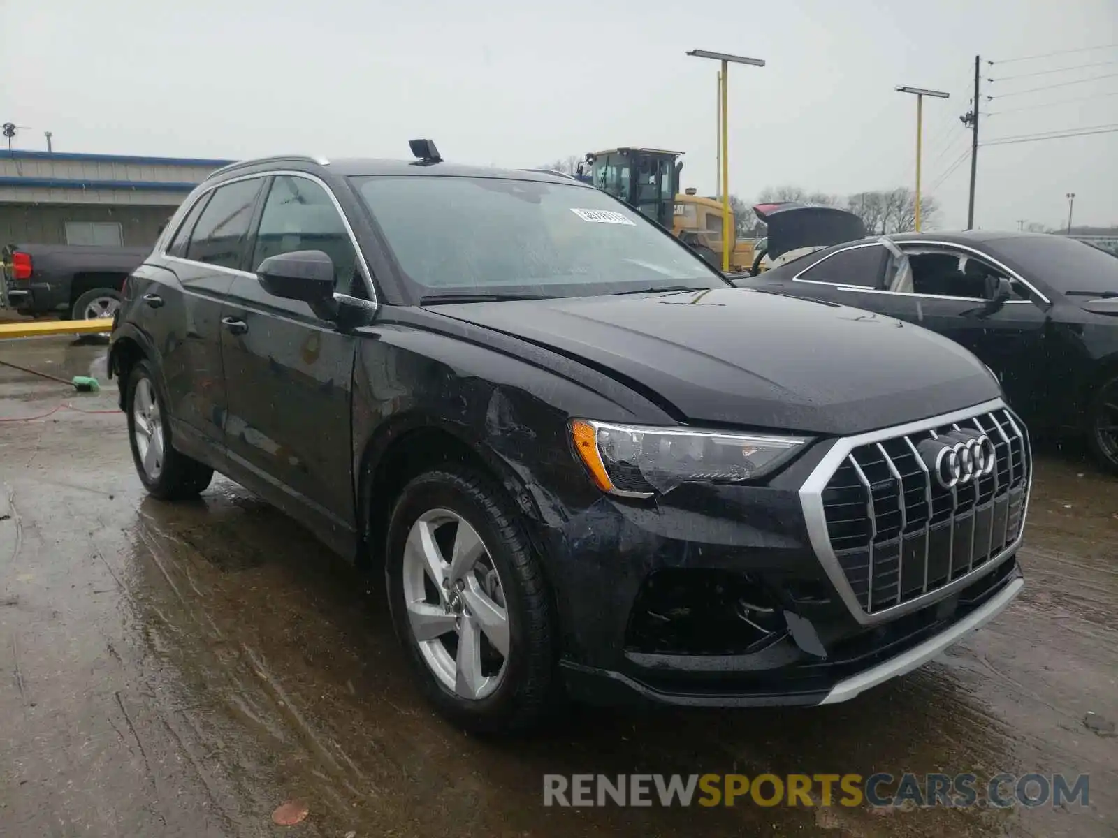 1 Фотография поврежденного автомобиля WA1AECF38L1026251 AUDI Q3 2020