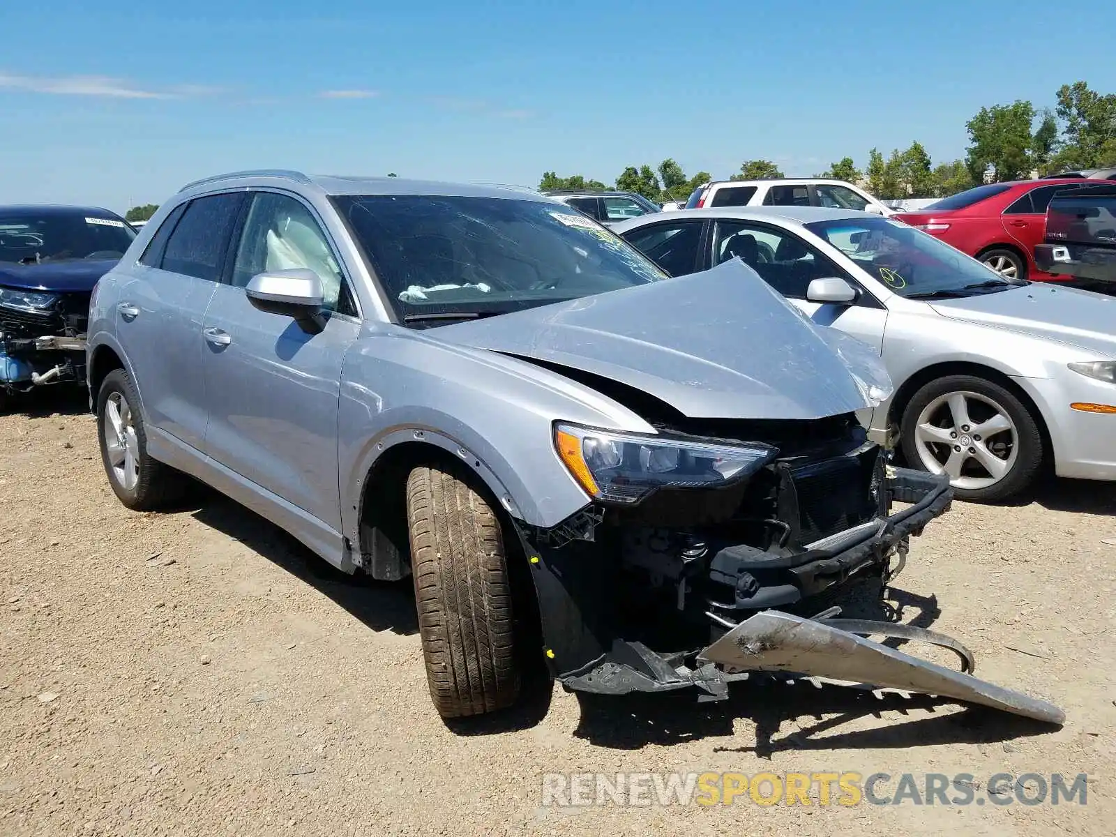 1 Photograph of a damaged car WA1AECF38L1029750 AUDI Q3 2020