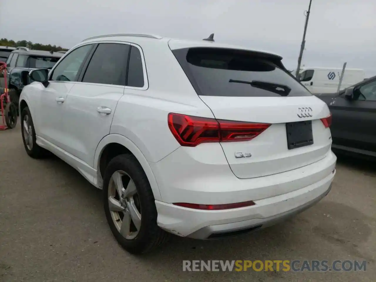 3 Фотография поврежденного автомобиля WA1AECF38L1030221 AUDI Q3 2020