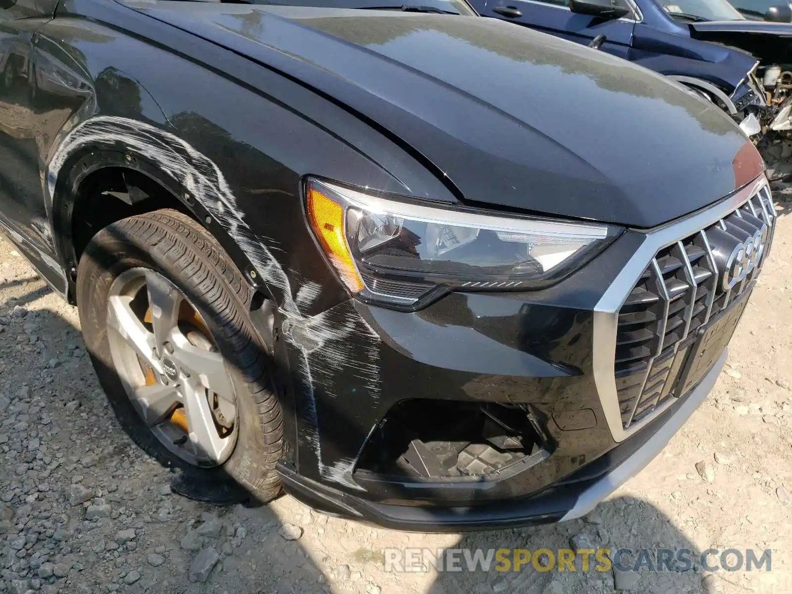 9 Photograph of a damaged car WA1AECF38L1034608 AUDI Q3 2020