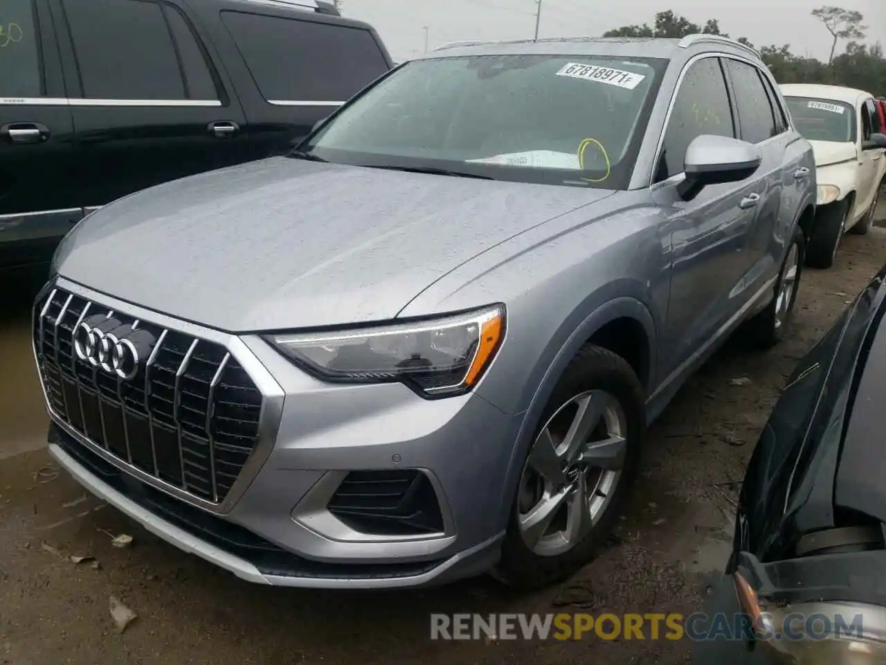 2 Photograph of a damaged car WA1AECF38L1036293 AUDI Q3 2020