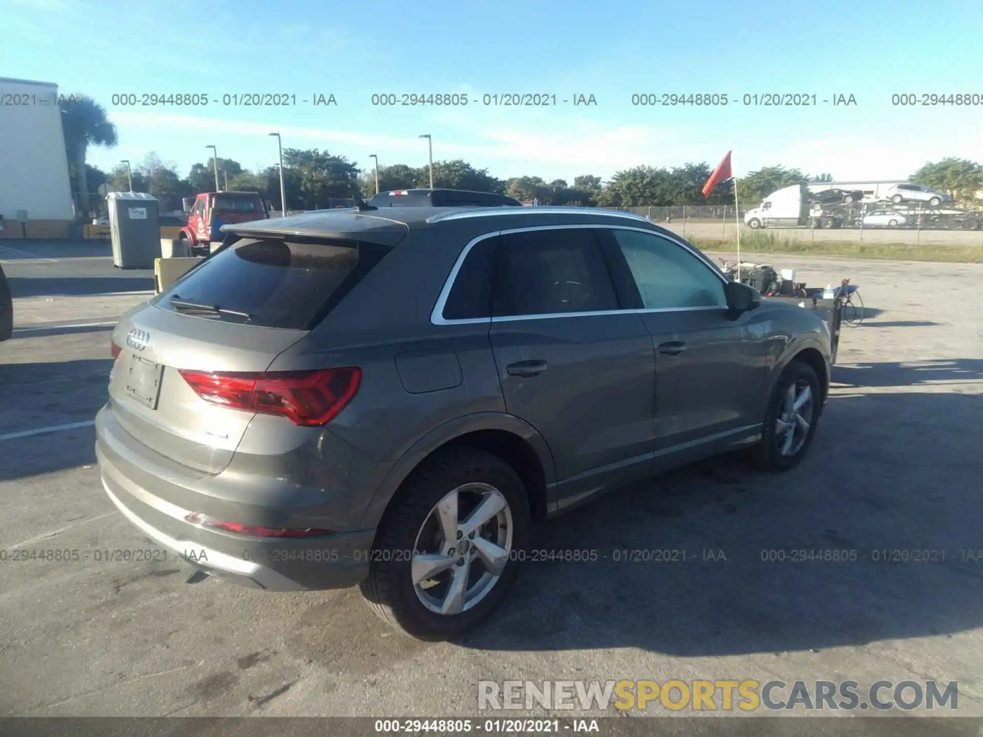 4 Фотография поврежденного автомобиля WA1AECF38L1052848 AUDI Q3 2020