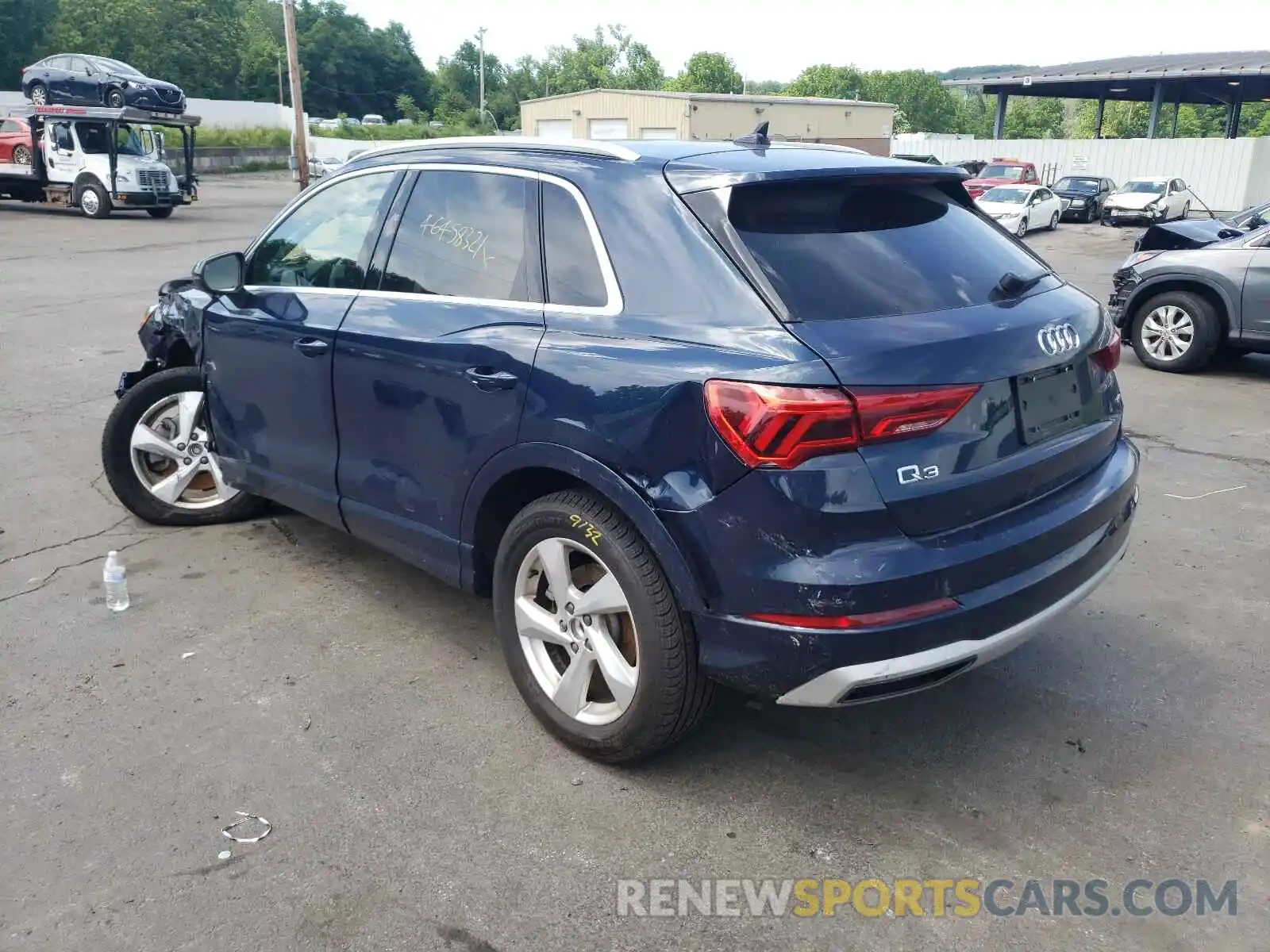 3 Photograph of a damaged car WA1AECF38L1075434 AUDI Q3 2020