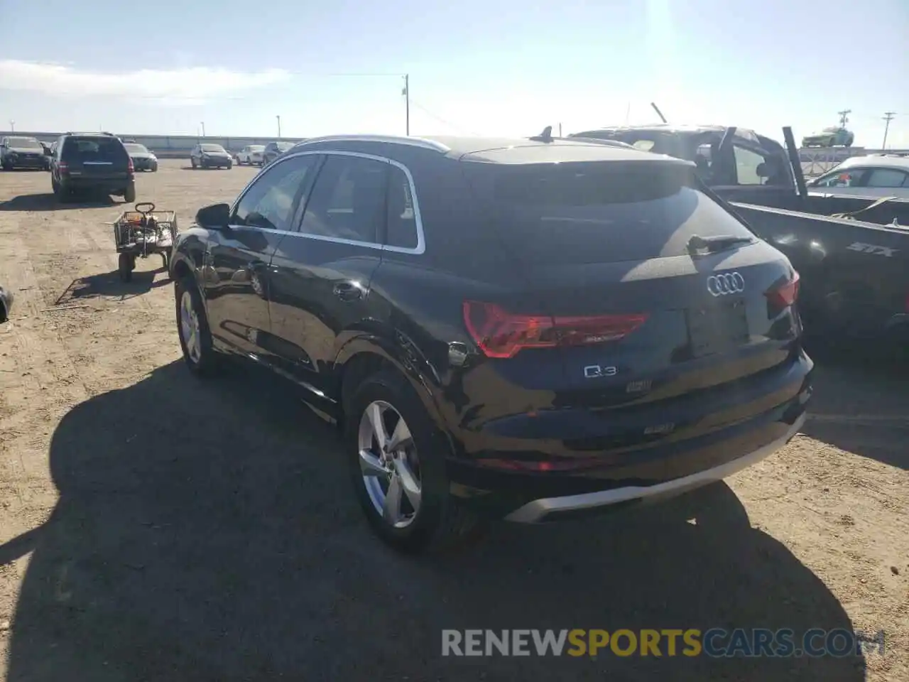 3 Photograph of a damaged car WA1AECF38L1114278 AUDI Q3 2020