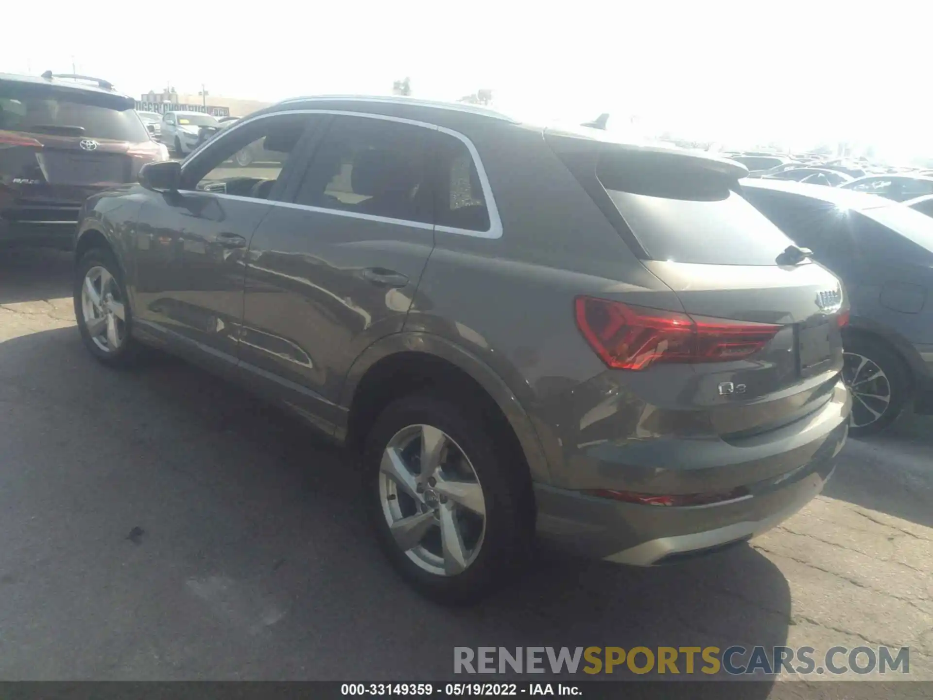 3 Photograph of a damaged car WA1AECF38L1116337 AUDI Q3 2020