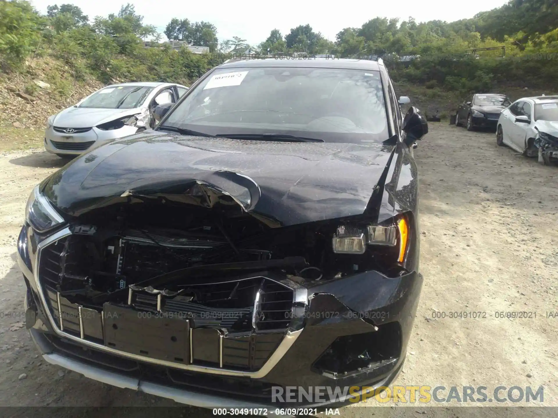 6 Photograph of a damaged car WA1AECF38L1124647 AUDI Q3 2020