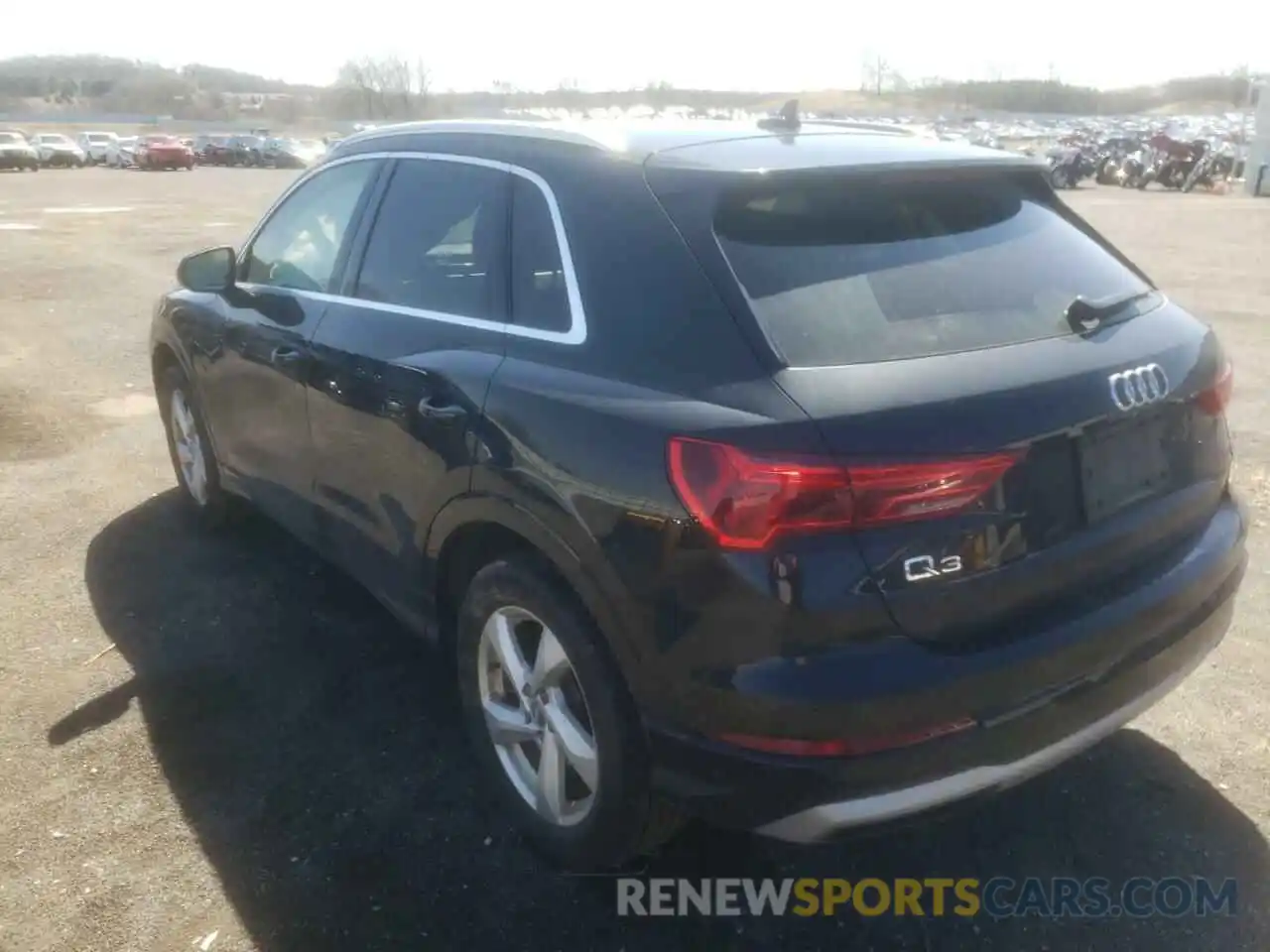 3 Photograph of a damaged car WA1AECF39L1025206 AUDI Q3 2020