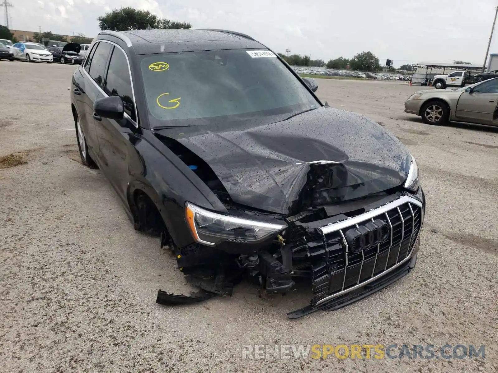 1 Photograph of a damaged car WA1AECF39L1025609 AUDI Q3 2020