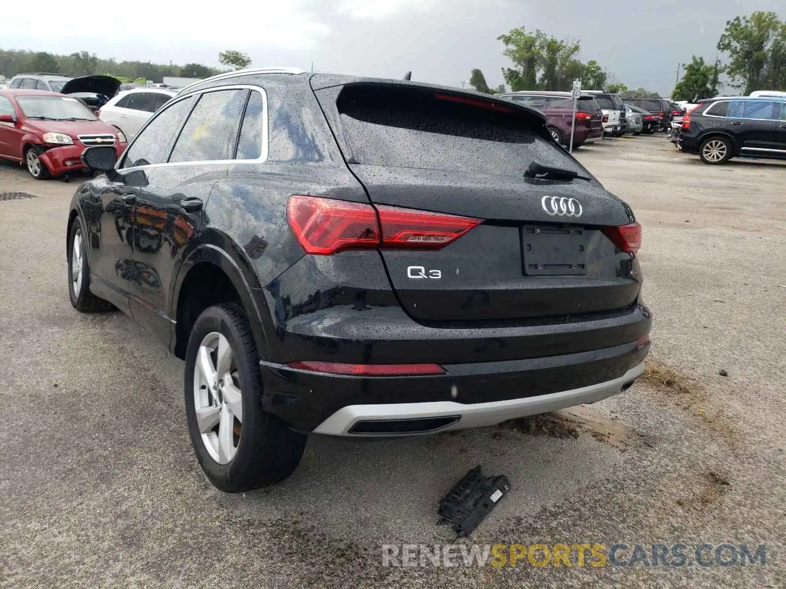 3 Photograph of a damaged car WA1AECF39L1025609 AUDI Q3 2020