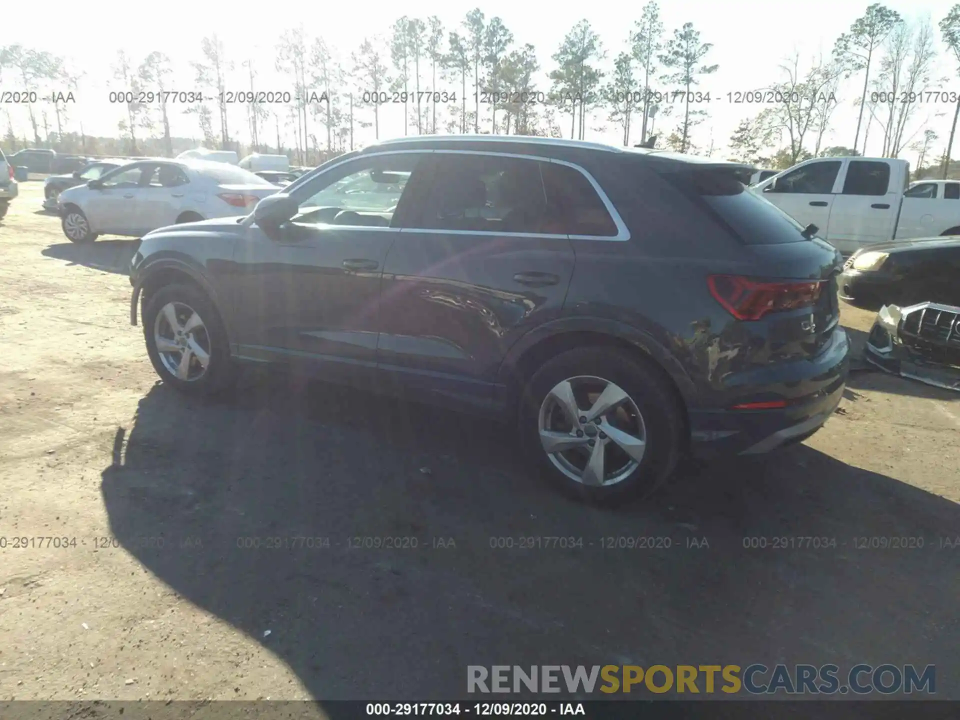 3 Photograph of a damaged car WA1AECF39L1026534 AUDI Q3 2020