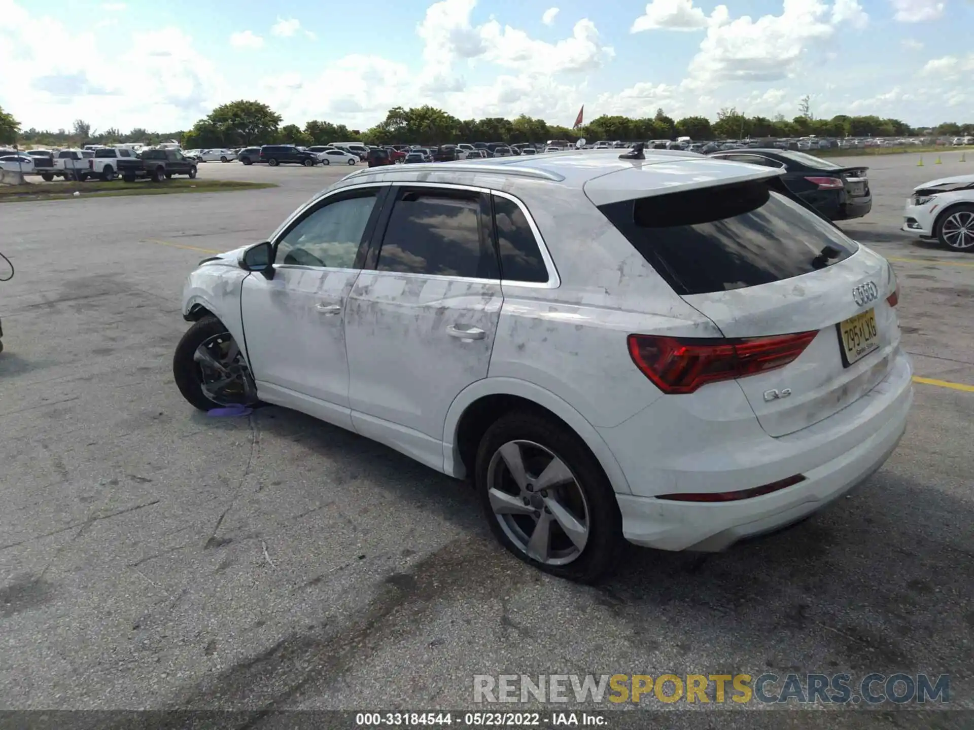 3 Photograph of a damaged car WA1AECF39L1031300 AUDI Q3 2020