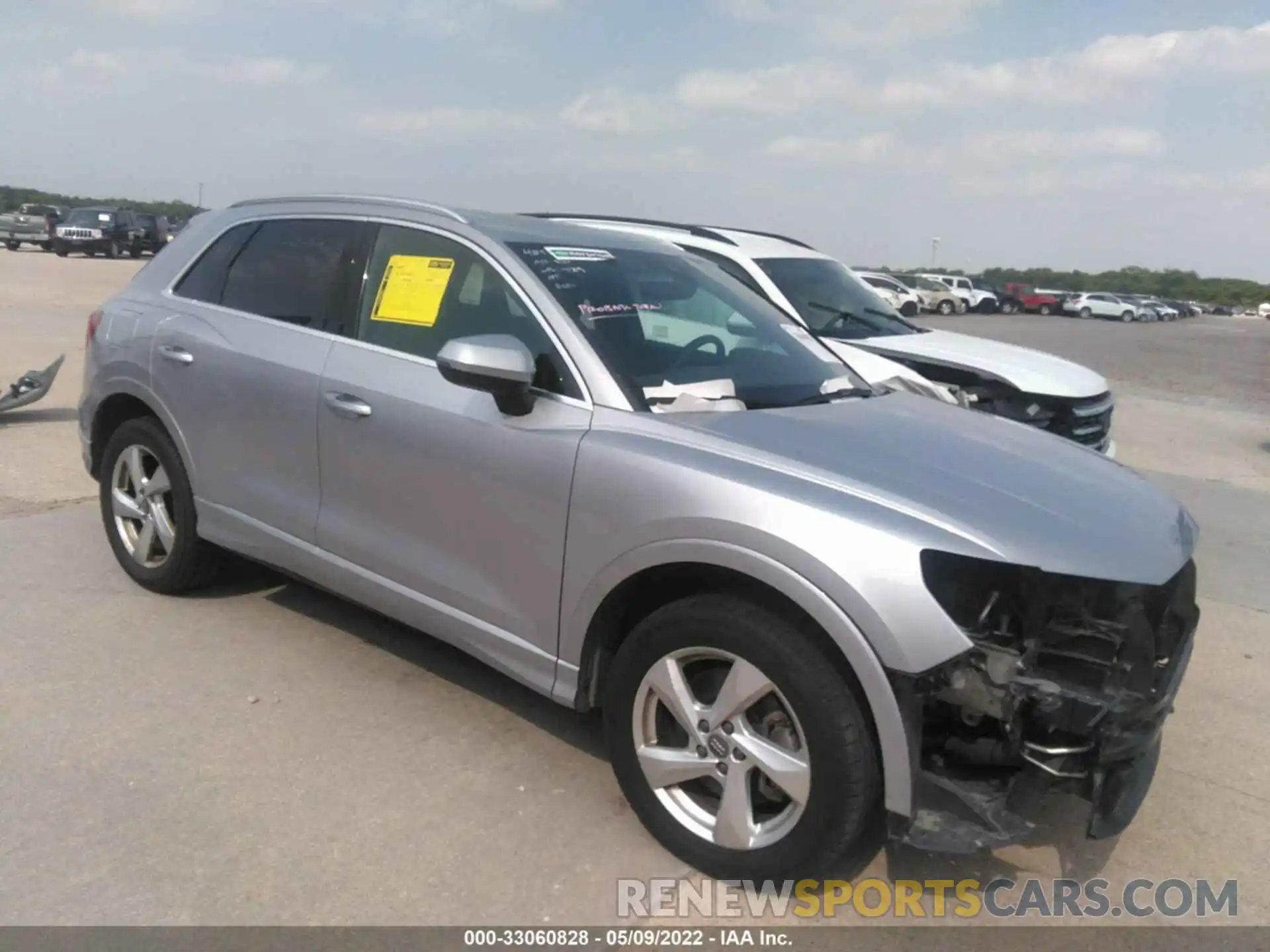 1 Photograph of a damaged car WA1AECF39L1035265 AUDI Q3 2020