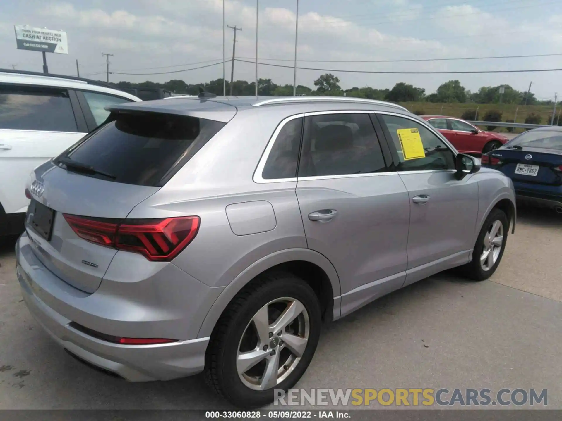 4 Photograph of a damaged car WA1AECF39L1035265 AUDI Q3 2020