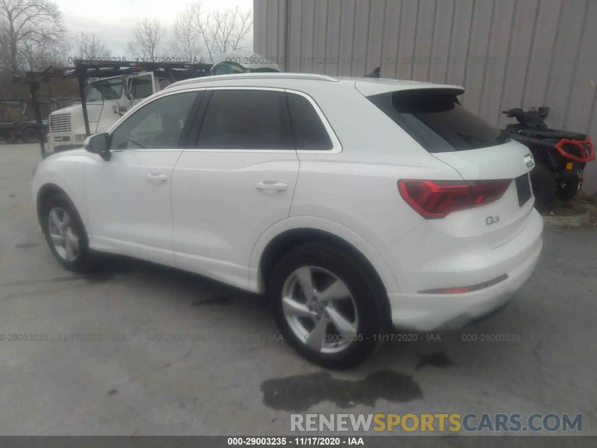 3 Photograph of a damaged car WA1AECF39L1037789 AUDI Q3 2020